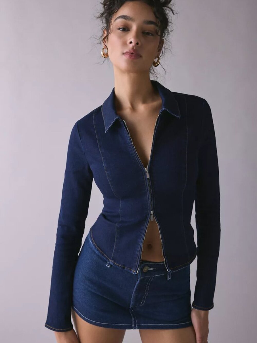 Urban Outfitters Ledia Slim Long Sleeve Zip-Front Denim Shirt - Size XS